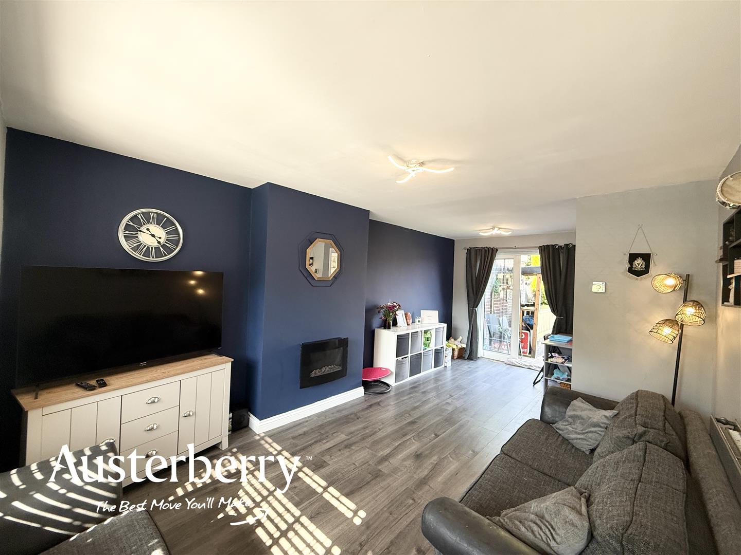 2 bed property in Thirlmere Place, Newcastle
